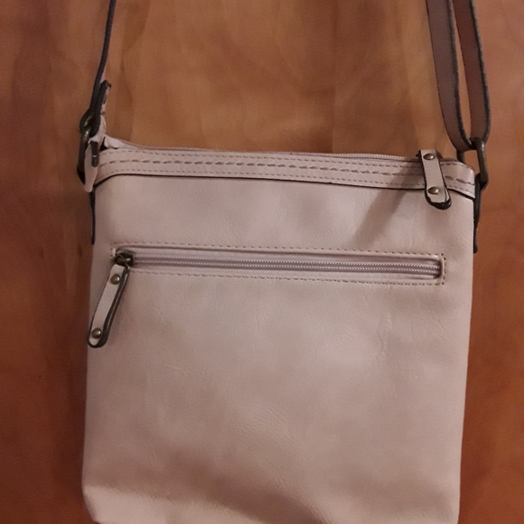 b.o.c. by Born Concept Bag - Picture 4 of 7